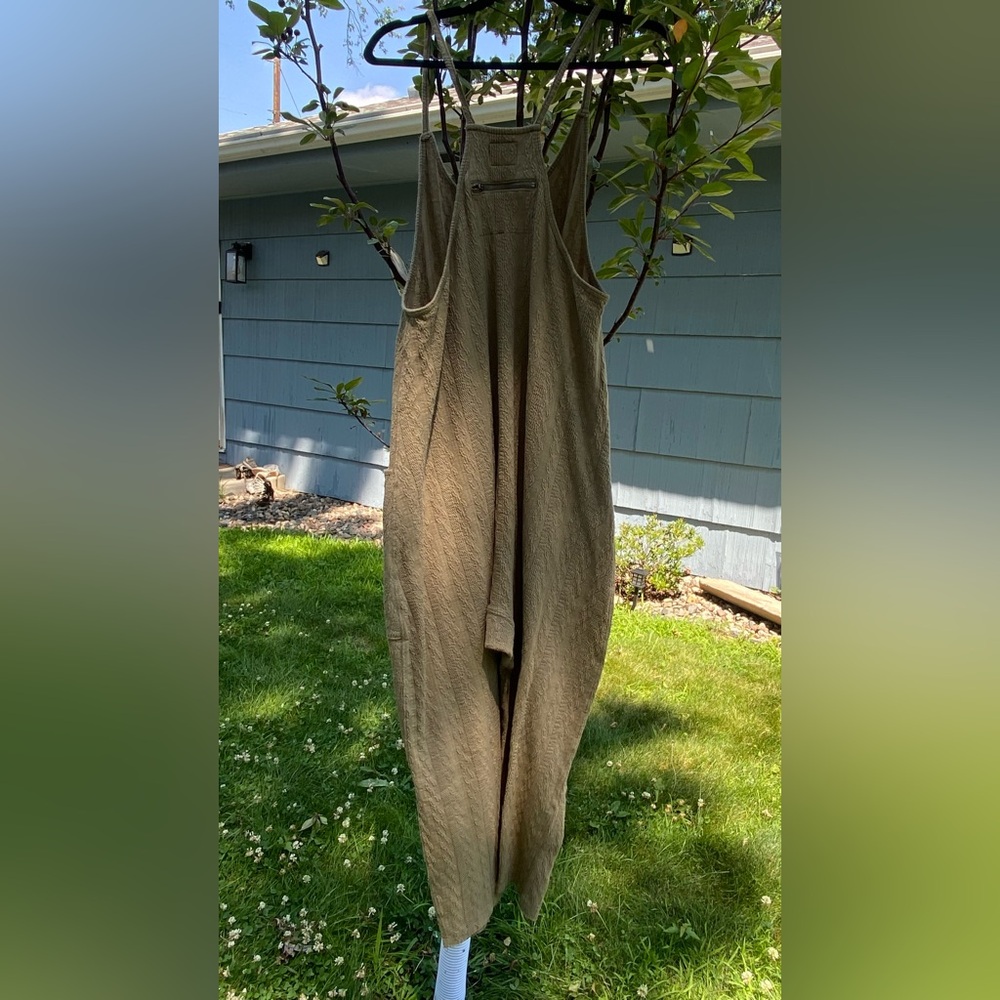 ❌sold❌Free People Hot Shot Cable Onesie - Picture 3 of 8